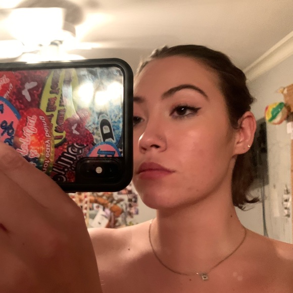 Meet your Posher, Avalon - Picture 1 of 1